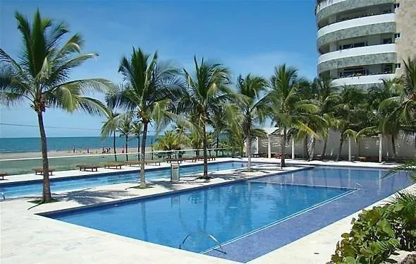 Amplio Apt De 3 Alcobas Edificio Primera Linea De Playa Cartagena Apartment