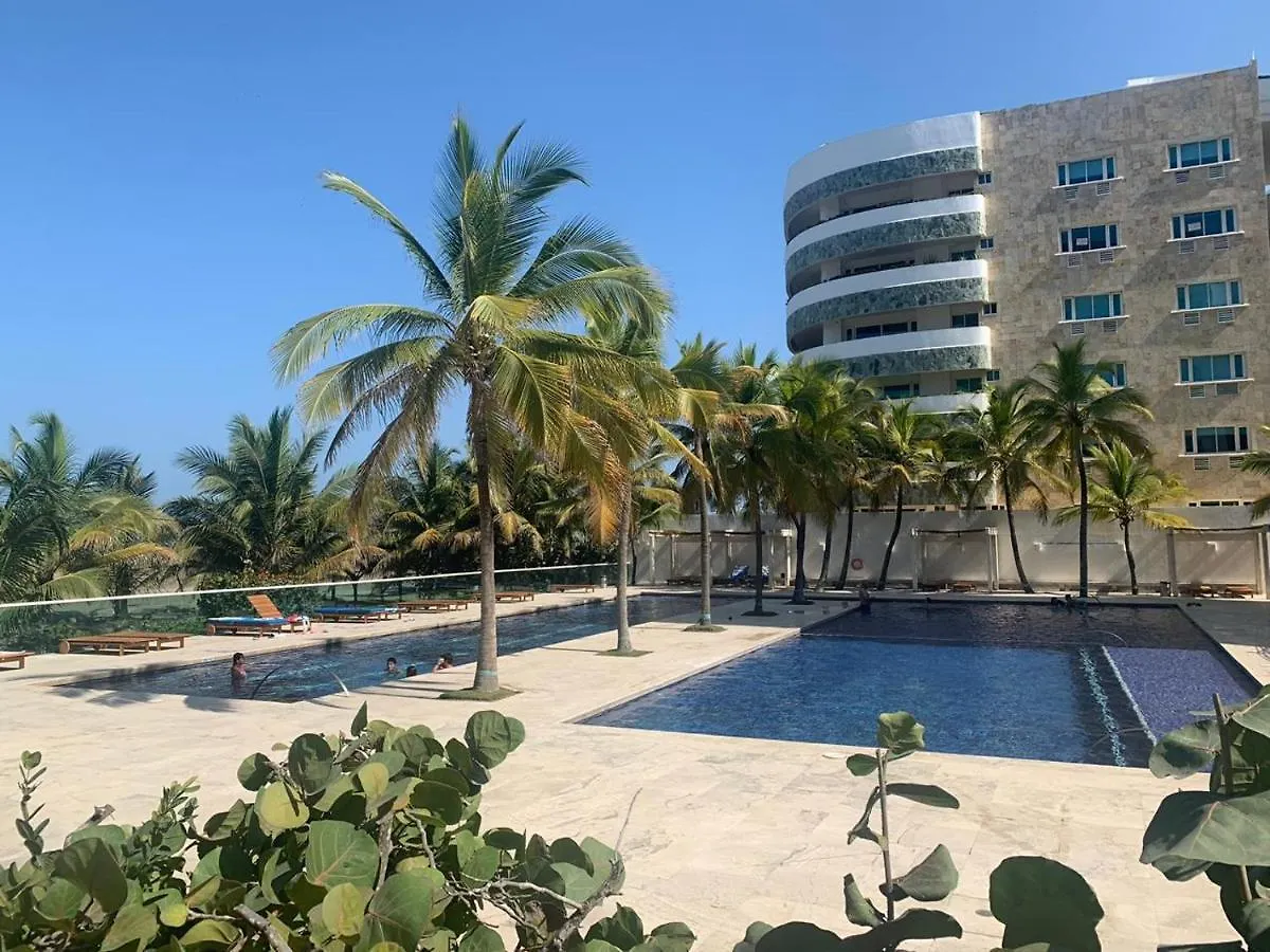 Apartment Amplio Apt De 3 Alcobas Edificio Primera Linea De Playa Cartagena Colombia