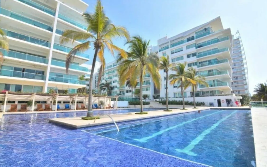 Amplio Apt De 3 Alcobas Edificio Primera Linea De Playa Cartagena Apartment